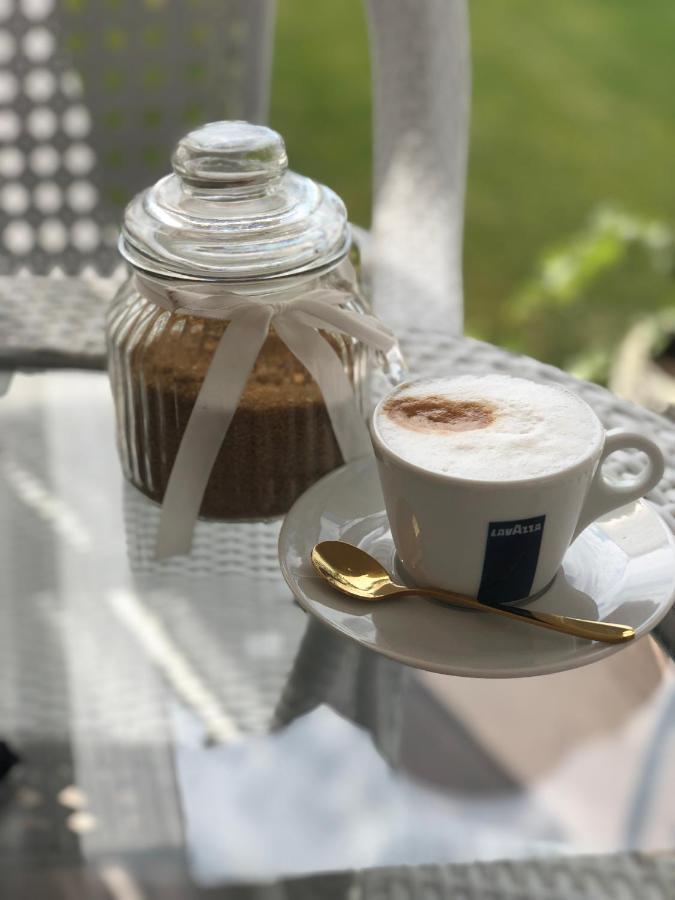 투르다 Alma Rezidence B&B 외부 사진