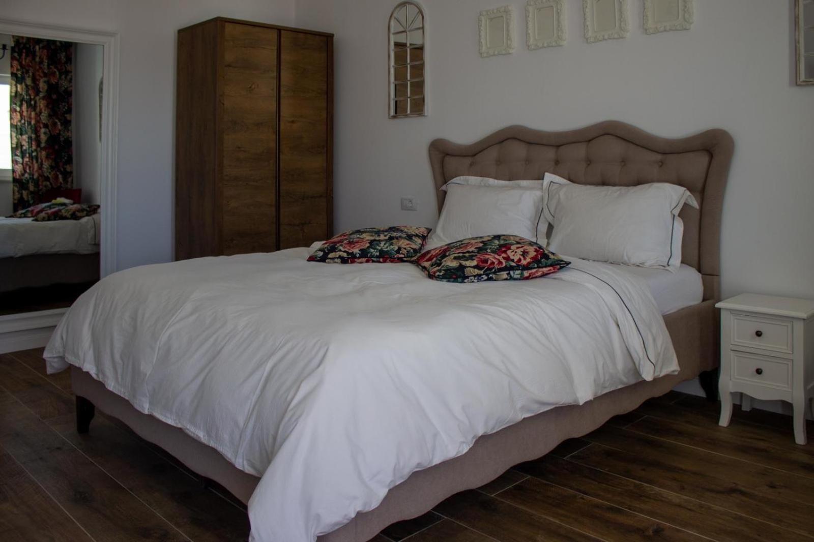 투르다 Alma Rezidence B&B 외부 사진