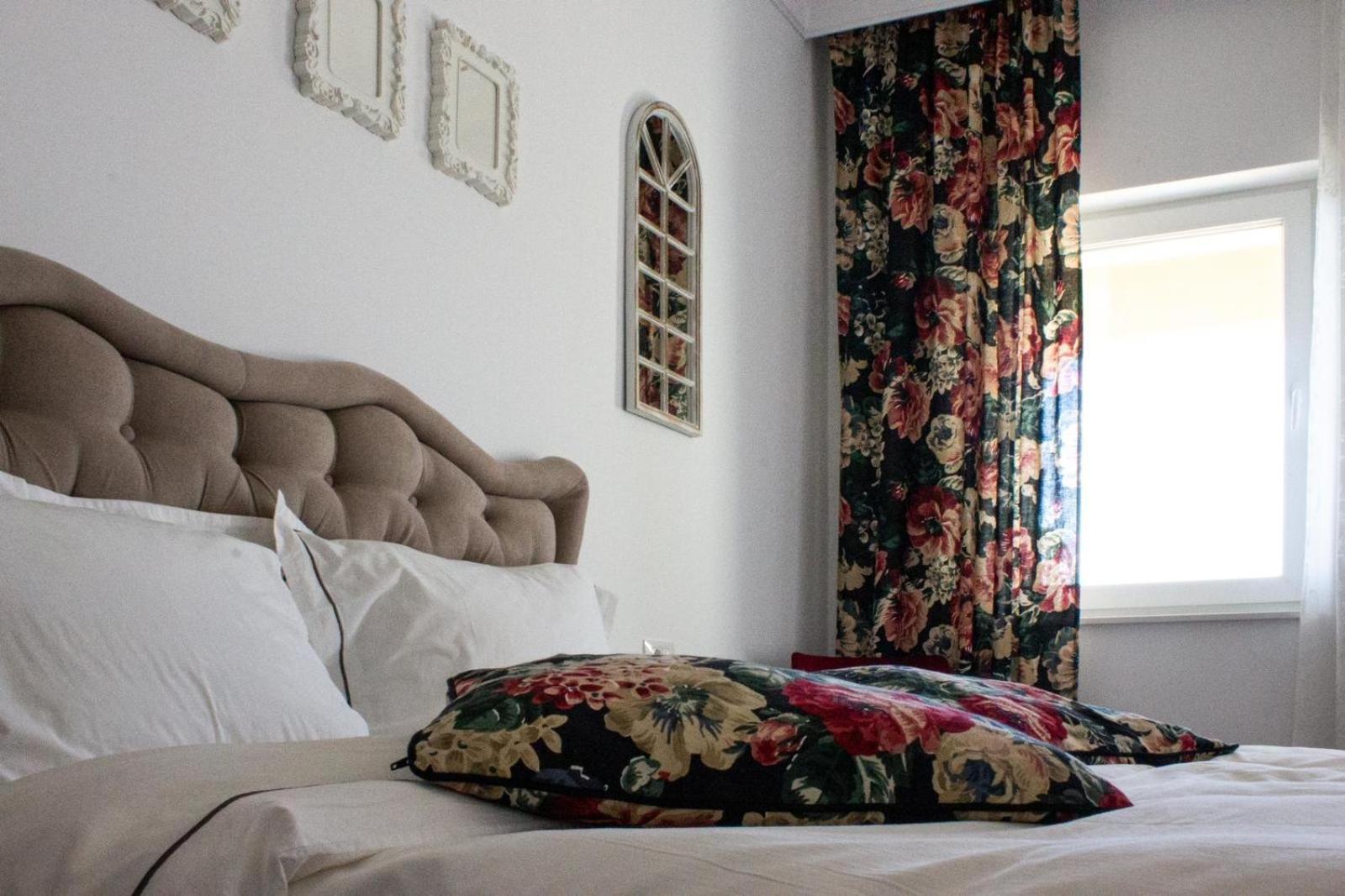 투르다 Alma Rezidence B&B 외부 사진